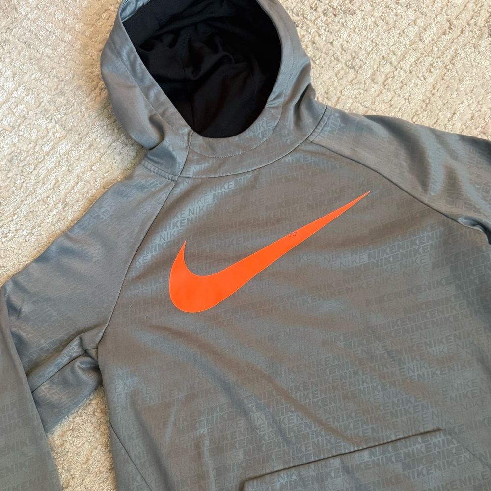 Nike Hoodie YOUTH XL Gray Dri-Fit